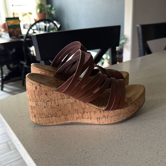Blowfish Brown Cork Wedge Heels Straps Sandals Open Toes 7 Boho Retro Chic - Picture 8 of 9